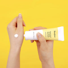 Bonajour_Witch_Hazel_Sun_Shield_1