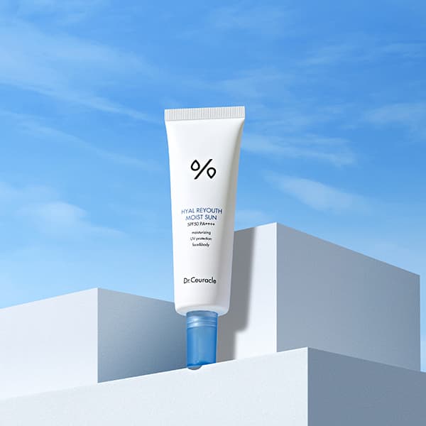 Dr._Ceuracle_Hyal_Reyouth_Moist_Sun_50ml