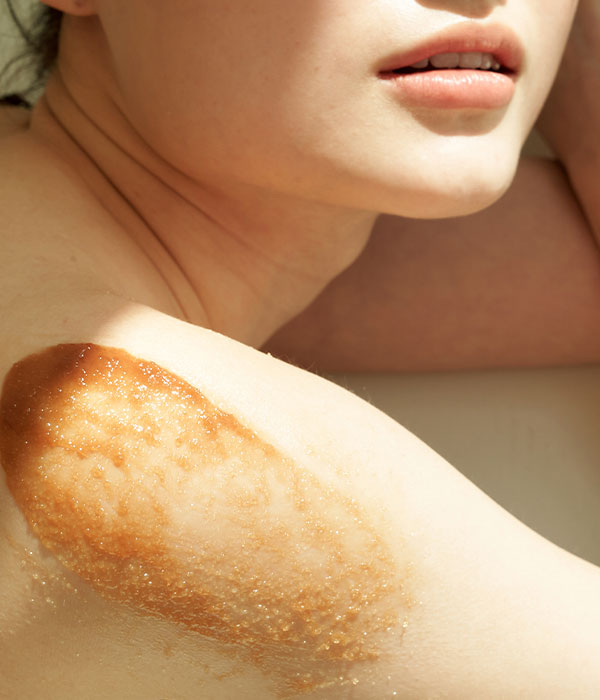 DEAR KLAIRS Gentle Black Sugar Facial Polish 110g - Kosmetica