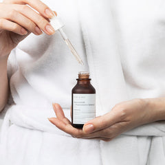 Mary&May_Niacinamide+Chaenomeles_Sinesis_Serum