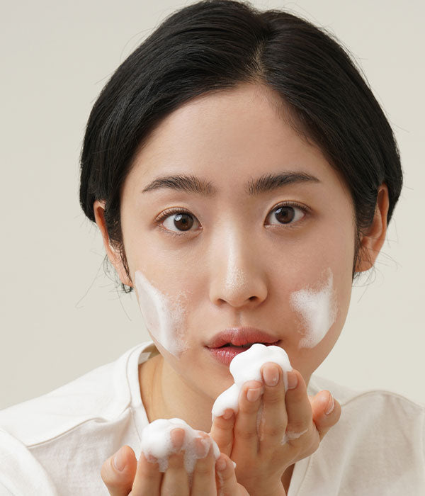 KLAIRS Rich Moist Foaming Cleanser - 100ml - Kosmetica