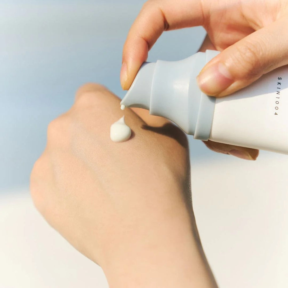 SKIN1004_Madagascar_Centella_Hyalu-Cica_Water-Fit_Sun_Serum_SPF50_PA4