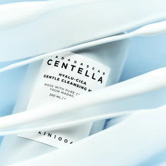 SKIN1004 Madagascar Centella Hyalu-Cica Gentle Cleansing Milk 200ml - Kosmetica