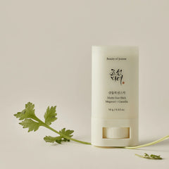 Beauty_Of_Joseon_ Matte_sun_stick_:_Mugwort+Camelia